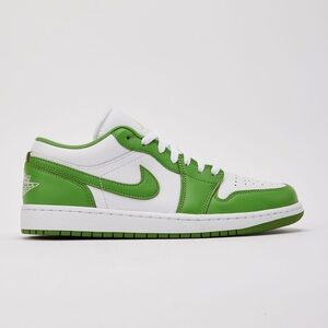 BIN Men’s Size 10 (Euro Sz 44) Air Jordan 1 Low SE Sneakers In White/Chlorophyll